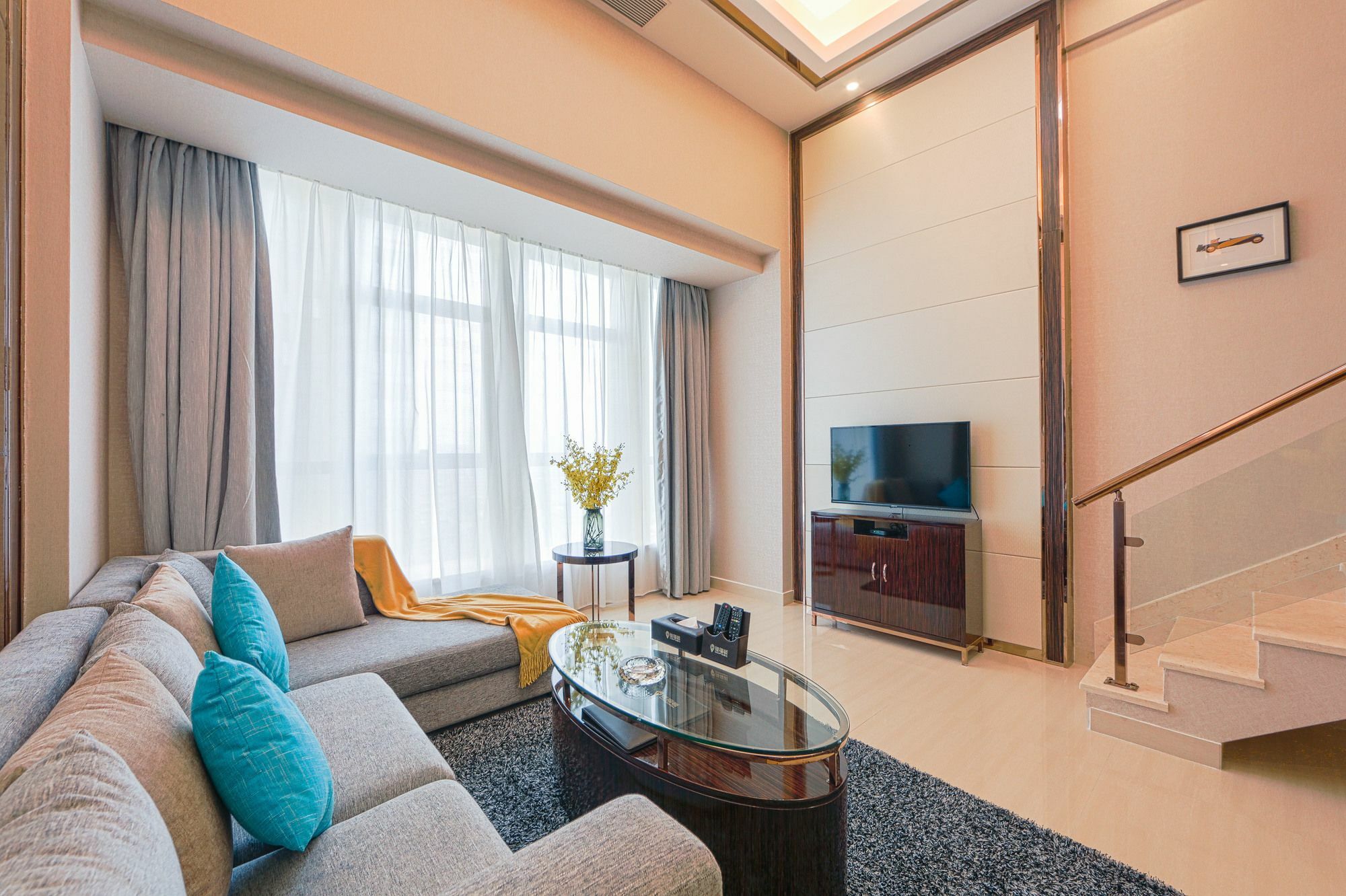 Waifiden Duplex Hotel Apartment Zhongyong Jinyu Branch-Free Shuttle Bus During The Canton Fair エクステリア 写真