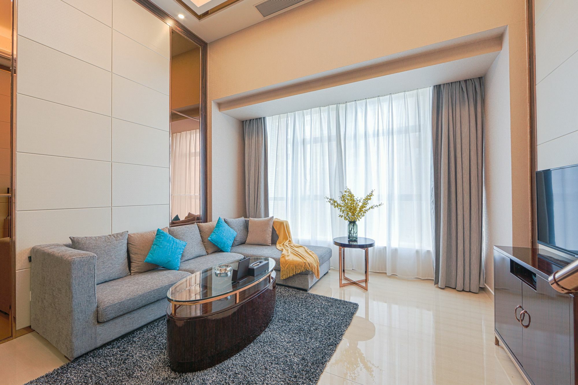 Waifiden Duplex Hotel Apartment Zhongyong Jinyu Branch-Free Shuttle Bus During The Canton Fair エクステリア 写真